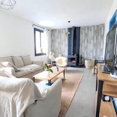 Des Jardins, Maison Familiale 14 Personnes Proche