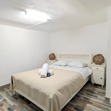 Vakantiehuis Des Jardins, Maison Familiale 14 Personnes Proche *