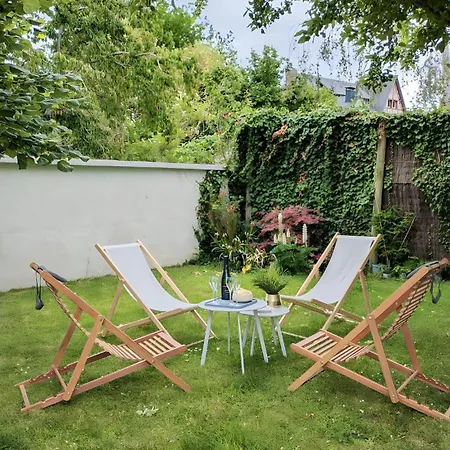 Des Jardins, Maison Familiale 14 Personnes Proche *