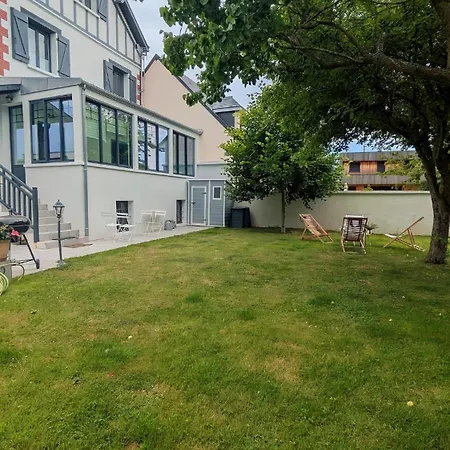Holiday home Des Jardins, Maison Familiale 14 Personnes Proche *