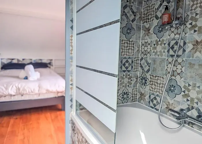 Des Jardins, Maison Familiale 14 Personnes Proche Semesterbostad *