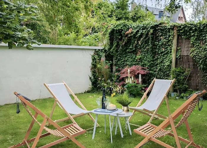 Des Jardins, Maison Familiale 14 Personnes Proche *