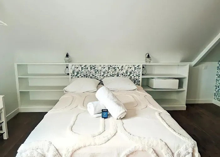 Des Jardins, Maison Familiale 14 Personnes Proche Semesterbostad